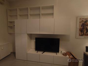 Parete attrezzata Ikea Besta