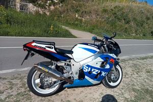 Suzuki GSX R 600