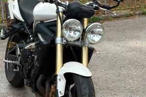triumph street triple