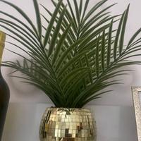 Vaso con palma Finta