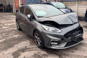 Ford Festa 1.000 ecoboost  Hybrid 125Cv sinistrata
