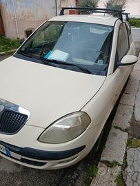 lancia y. e hyunday ix35 unica soluzione