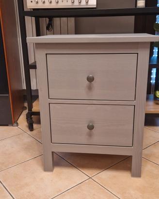 comodino grigio da IKEA  come nuova