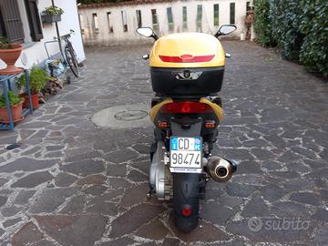 Scooter gilera nexus 500