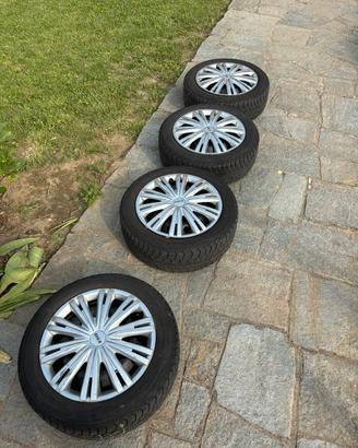 Gomme invernali 185/55 R15 Uniroyal COMPLETE