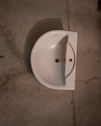 Lavabo da bagno con colonna