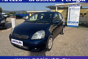 TOYOTA Yaris 1.0i 16V cat 5 porte Sol