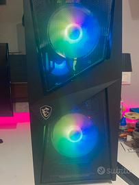 Computer da gaming e monitor