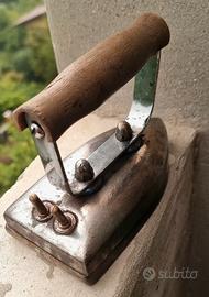 Ferro da stiro elettrico antico 1920-40