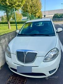 Lancia Ypsilon 3 porte 1.2 benzina del 2010