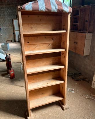 Espositore in legno per utensili