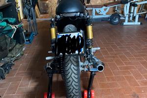 Moto Guzzi 400 cc cafe racer