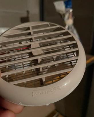 Griglie aerazione con molla “La ventilazione”
