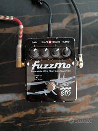 Pedale EBS FuzzMo per basso da revisionare