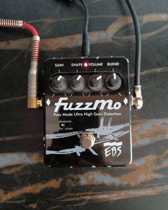 Pedale EBS FuzzMo per basso da revisionare