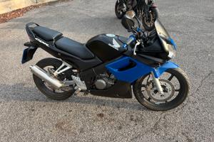 Honda cbr 125