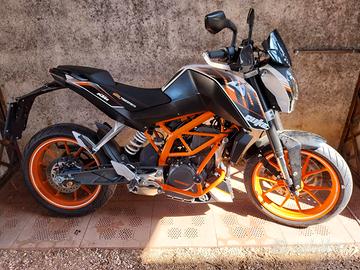 KTM Duke 390
