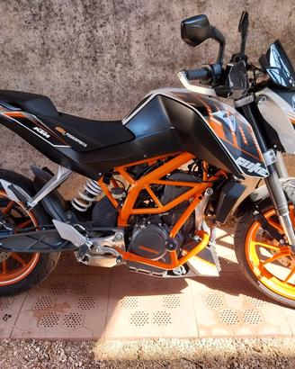 KTM Duke 390