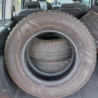 gomme invernali 215/70 R15C