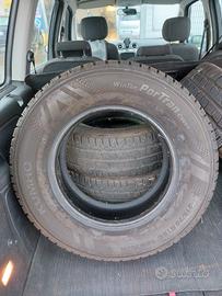 gomme invernali 215/70 R15C