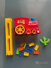 Trenino giocattolo domino