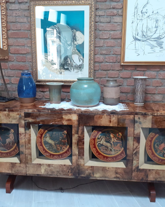 Sideboard is Aldo Tura 1950