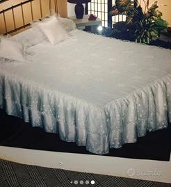 Elegante copriletto in organza 