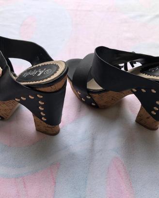 Scarpa alta con tacco nr. 37