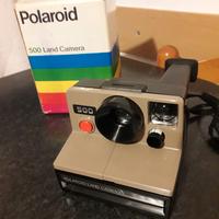 Macchina fotografica "Polaroid 500 Land Camera"