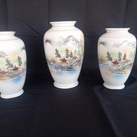 Set 3 vasi giapponesi Kutani dipinti a mano.