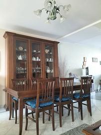 Sala da pranzo completa in stile Arte Povera