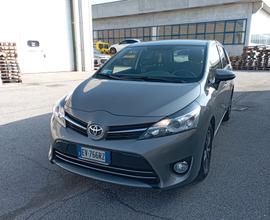 Toyota Verso 1.6 D-4D 7 posti NEOPATENTATI OK