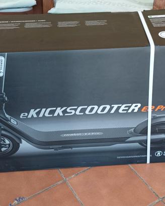 Monopattino elettrico eKickScooter E2 Pro