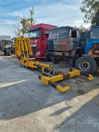 Forche posteriori per traino soccorso stradale