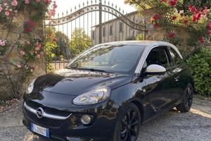 Opel Adam 1.2 70 CV