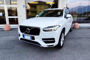 VOLVO XC90 D5 AWD Geartronic 7 posti Momentum GA
