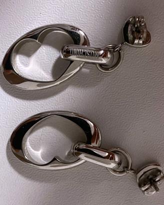 Orecchini Moschino in acciaio a forma di cuore