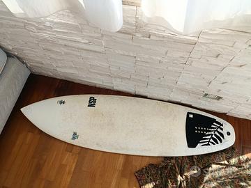 Easy short: un ibrido per emozioni mediterranee 