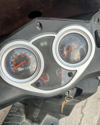 Moto, scooter outlook sport perfette condizioni