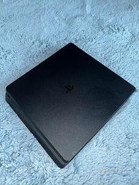 Playstation 4 slim