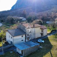 CASA DI CORTE A VENZONE