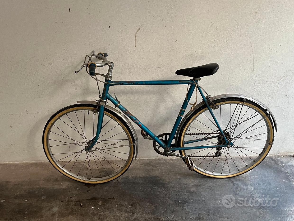 Vélo De Course Vintage Olympia Des Années 80 - Cadre Acier, Couleur Blanc - D'occasion, état Correct