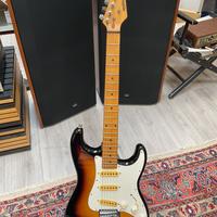 Chitarra elettrica Applause tipo Stratocaster