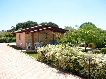 ALGHERO-Casa con giardino