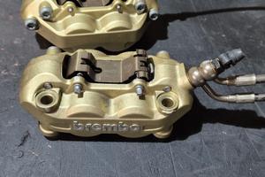 Pinze Brembo Radiali Dorate interasse 100 mm.