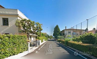 Ampio monolocale con posto auto - Sirmione