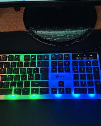 mouse e tastiera gaming come nuovi