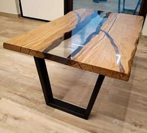 Tavolino da salotto legno e resina 