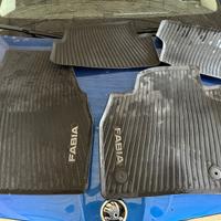 Tappetini ingomma & vasca baule originali Skoda Fa