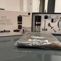 Kit Master Espresso + grembiule Lavazza caffè